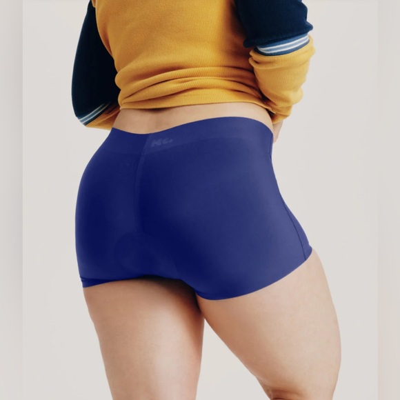 KT by Knix Super Leakproof Sleepover Short - Picture 2 of 4